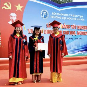 Lễ trao bằng cử nhân, kỹ sư, thạc sĩ, tiến sĩ tại Văn Miếu – Quốc Tử Giám
