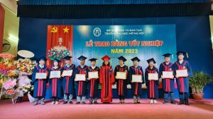 Học trực tuyến là lựa chọn thông minh trong giai đoạn hiện nay